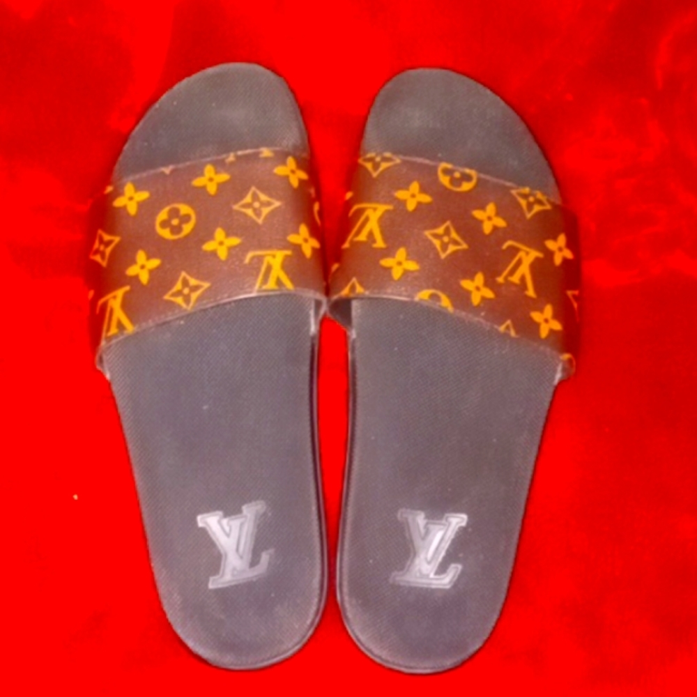 Louis Vuitton slide